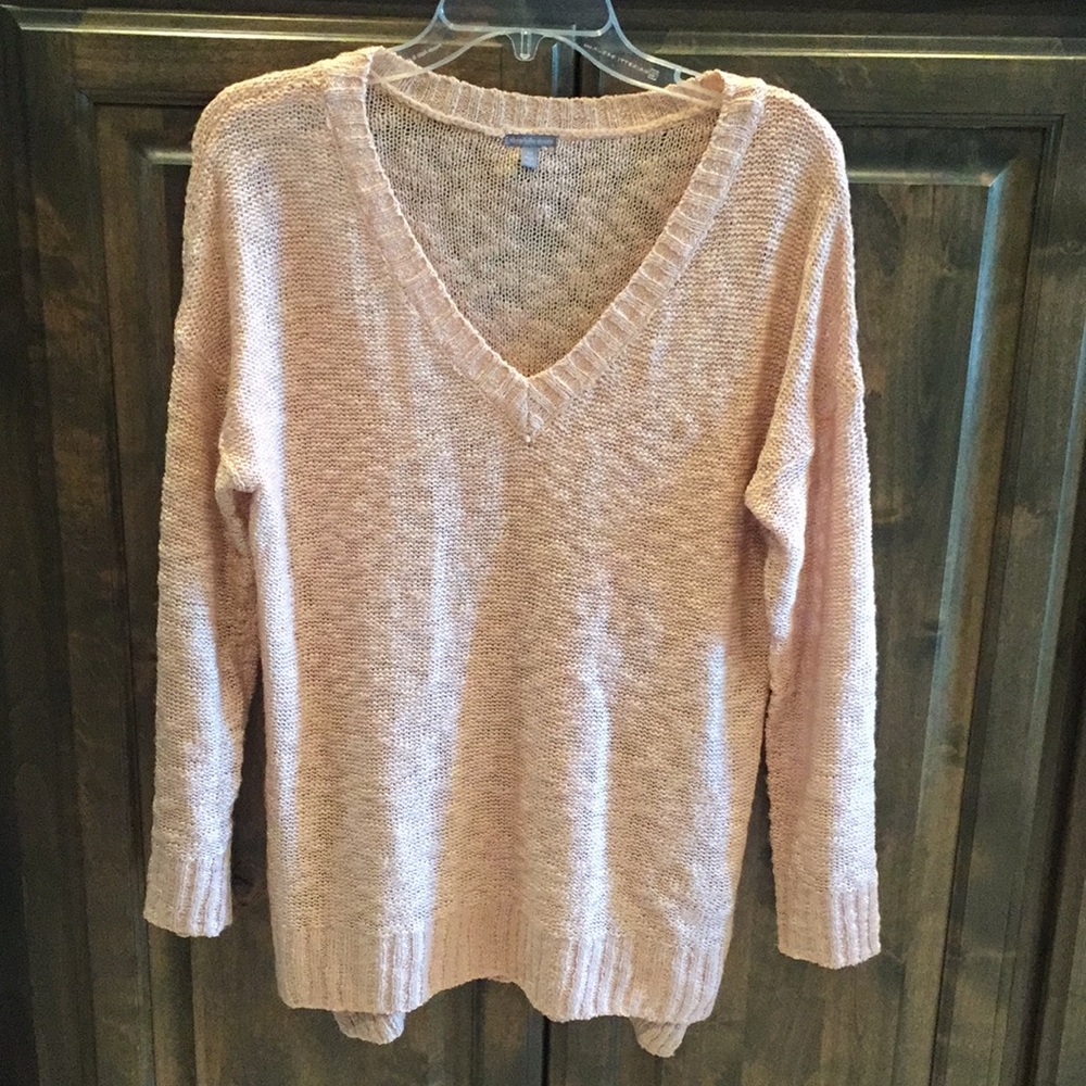 Charlotte Russe V-Neck Blush Sweater M $32!!